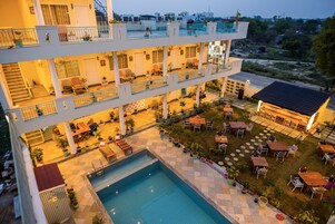 Front of property - evening/night