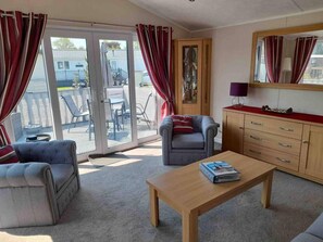 Chalet, Multiple Beds | Living area | Fireplace