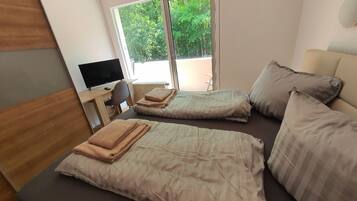 1 bedroom, iron/ironing board, free WiFi, bed sheets