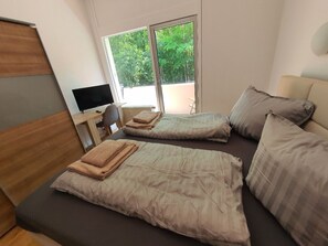 1 makuuhuone, silitysrauta/-lauta, ilmainen Wi-Fi, vuodevaatteet