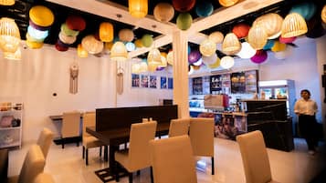 Coffee shop