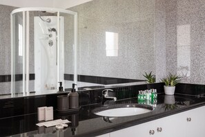 Family Villa | Bathroom