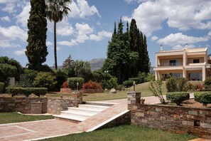 ลานระเบียง/นอกชาน