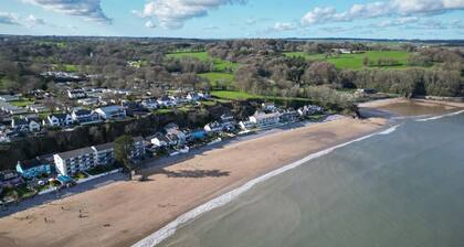Myrtle - 1 Bedroom Apartment - Saundersfoot