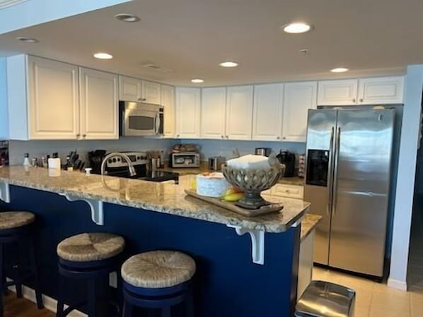 Fridge, microwave, oven, stovetop - The Belmare Condominiums, Somerset Street, Ocean City, Md. (Ocean City)