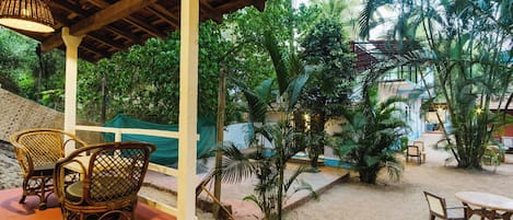1 habitación y ropa de cama