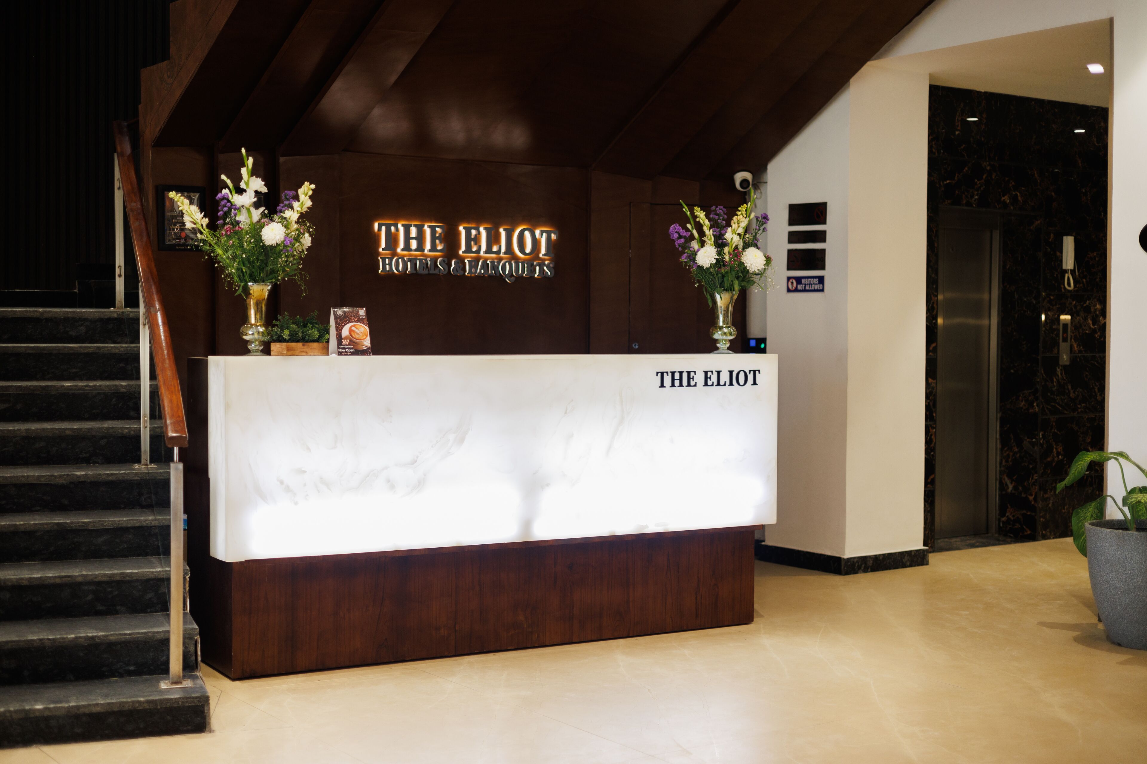 Foto - The Eliot Hotel & Banquet