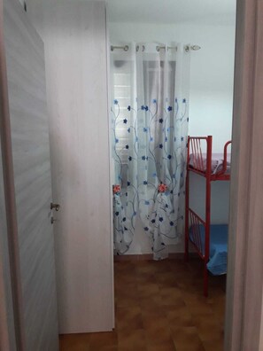 2 chambres, draps fournis