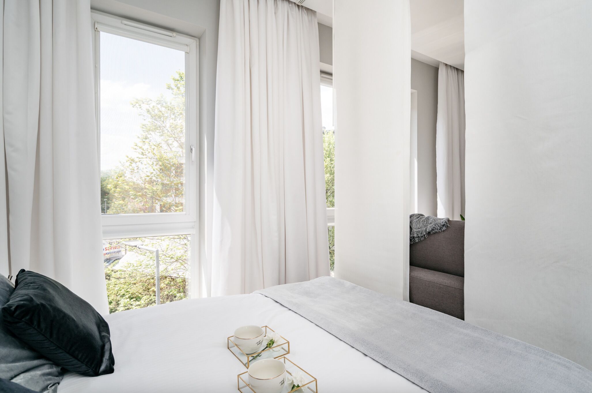 Studio City | Vardagsrum | 43-tums LCD-tv med digitalkanaler, tv och Netflix