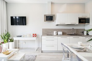 城市开间 | 私人简易厨房 | 冰箱、炉灶、洗碗机、茶具/咖啡用具