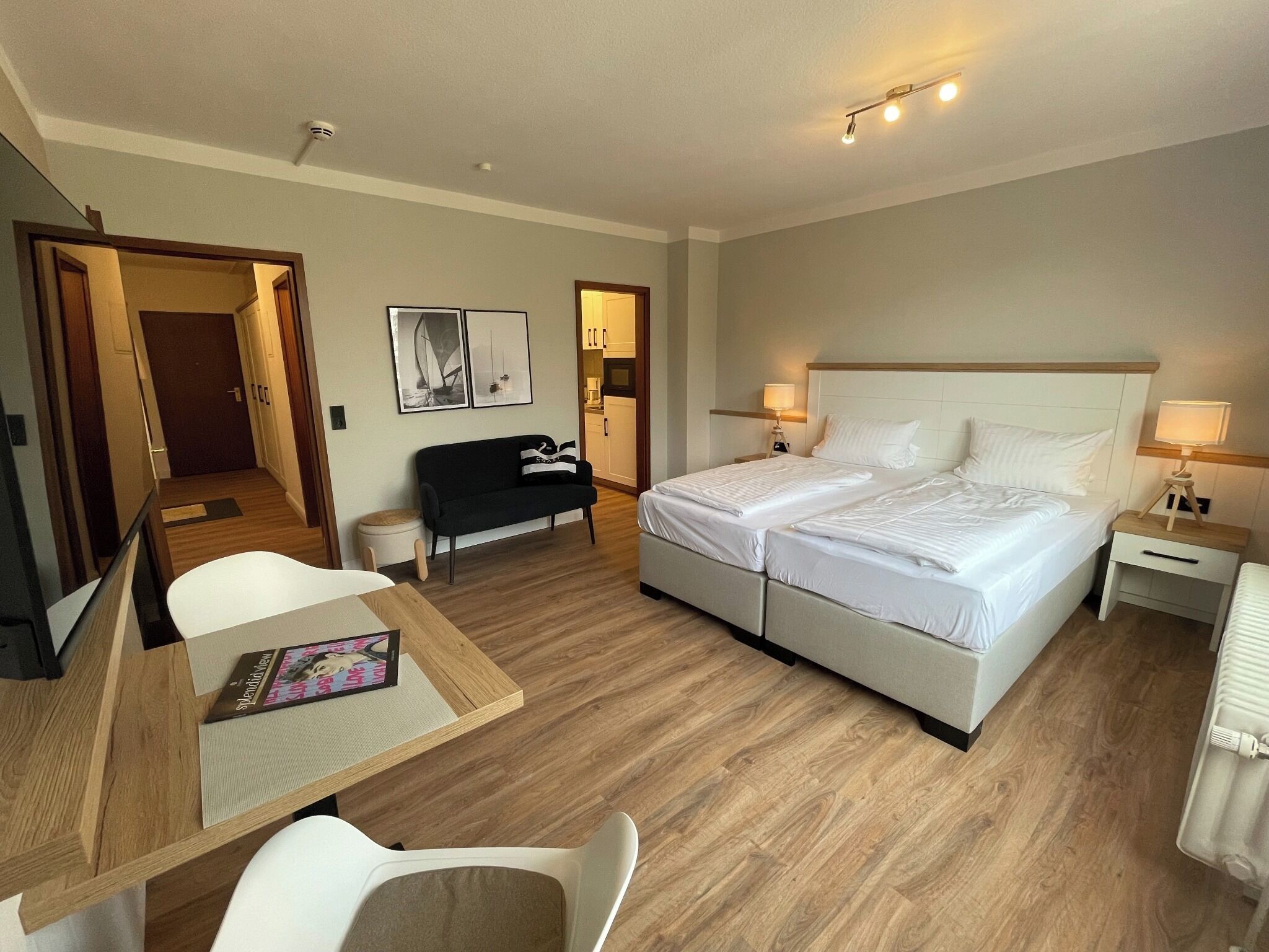 Studio Suite, Balcony, Partial Ocean View | Hypo-allergenic bedding, minibar, in-room safe, individually decorated