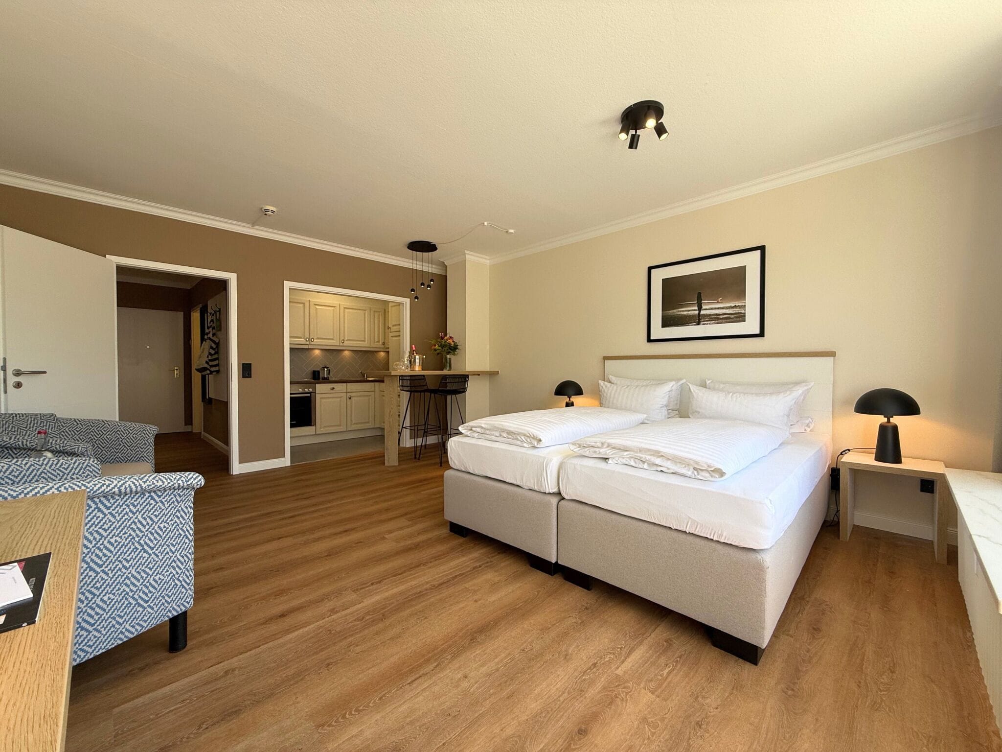 Studio, Balcony, City View | Hypo-allergenic bedding, minibar, in-room safe, individually decorated