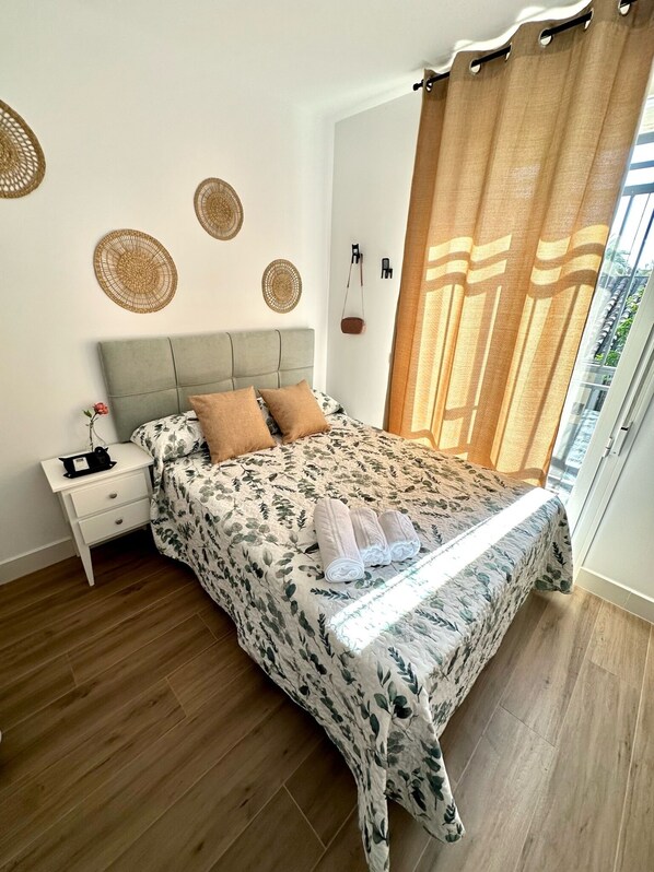 Egyptian cotton sheets, premium bedding, memory-foam beds