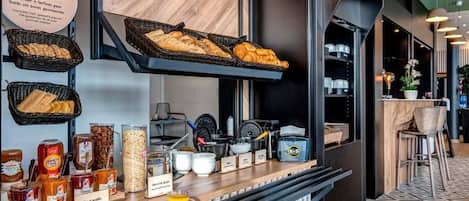 Daily buffet breakfast for a fee