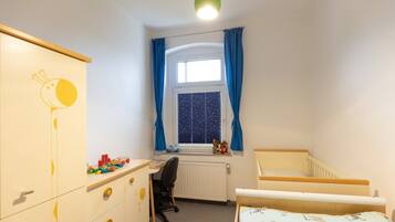 3 Schlafzimmer, Bügeleisen/Bügelbrett, Reisekinderbett, kostenloses WLAN