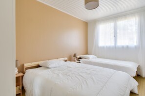 2 عدّة غرف نوم ومكواة/لوح كي وواي فاي مجانًا