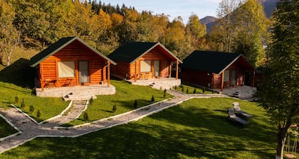 Complex Traisteni Valea Doftanei