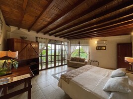 Egyptian cotton sheets, premium bedding, pillowtop beds