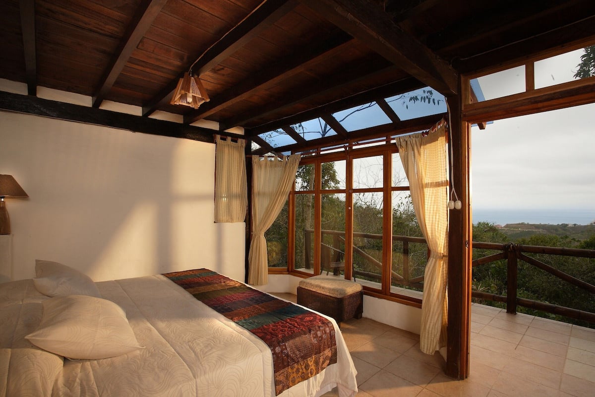 Premium Room | 1 bedroom, premium bedding, pillowtop beds, individually decorated