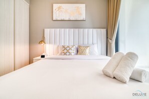 1 chambre, coffre-fort, fer et planche à repasser