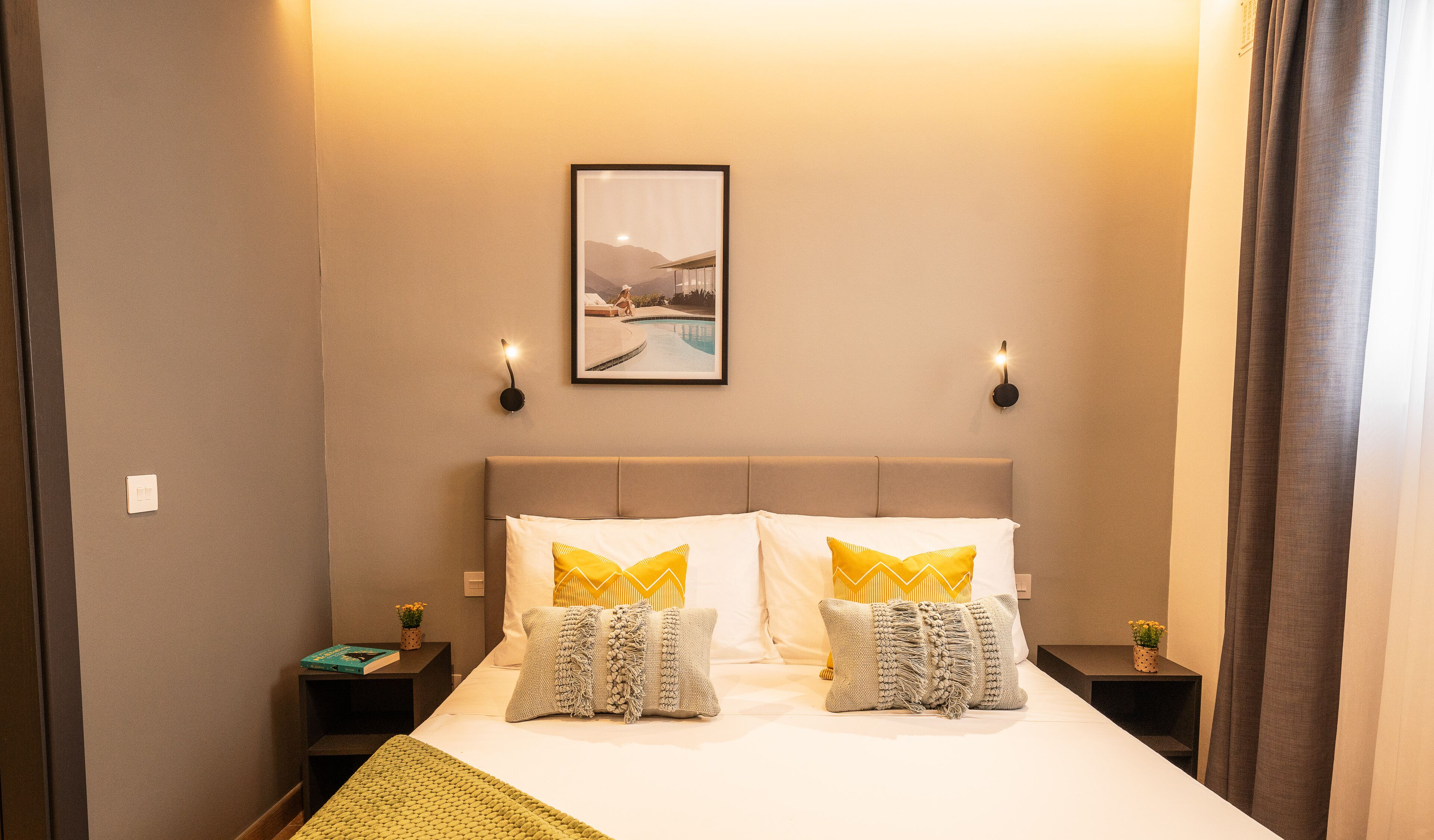 Caja de seguridad en la habitación y cortinas blackout 