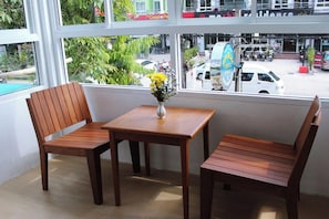 Deluxe Double Room | 1 bedroom, premium bedding, Select Comfort beds, in-room safe