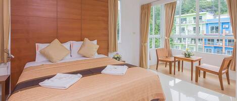 Deluxe Double Room | Premium bedding, Select Comfort beds, in-room safe, desk