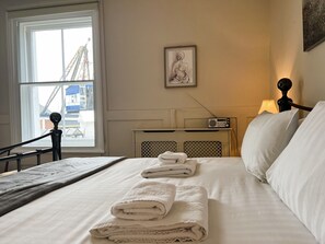 2 Schlafzimmer, Bügeleisen/Bügelbrett, kostenloses WLAN, Bettwäsche