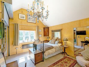 2 chambres, fer et planche à repasser, Wi-Fi gratuit, draps fournis