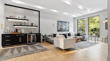 TV, fireplace, video games, offices