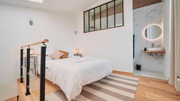 3 chambres, bureau, Wi-Fi gratuit