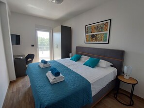 4 chambres, Wi-Fi, literie fournie