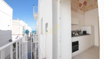 KĂŒhlschrank, Ofen, Herdplatte, GeschirrspĂŒler