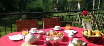 Suite Chambre D'hôte Avec Piscine vue sur les Pyrénées