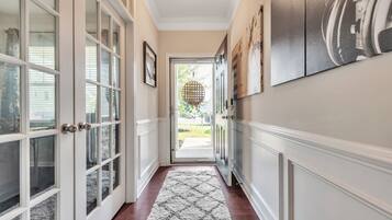 House, 4 Bedrooms | Interior