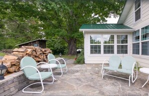 House, 2 Bedrooms | Outdoor dining - A Mountain Cottage 2 Bedroom Cabin by RedAwning (Sevierville)