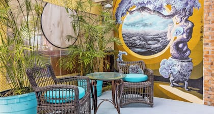 The New Yorker Miami Hotel