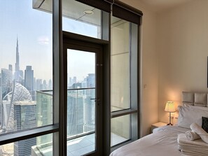 Appartement panoramique | 3 chambres, coffre-fort, décor unique, ameublement unique