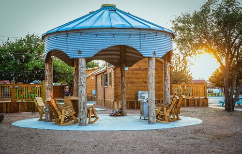 The Big Texan - Cabins & Wagons 