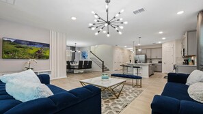 Smart TV, table tennis