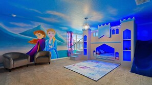 7 Schlafzimmer, Bügeleisen/Bügelbrett, WLAN, Bettwäsche