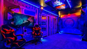 Interior - Last Minute Disney! Private Pool, Hot Tub, Game Room & Themed Bedrooms. Book Now! #81845 (Orlando)