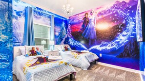 5 habitaciones, tabla de planchar con plancha, wifi y ropa de cama