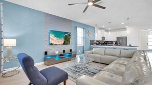 Smart TV - Last Minute Disney! Private Pool, Hot Tub, Game Room & Themed Bedrooms. Book Now! #91325 (Orlando)