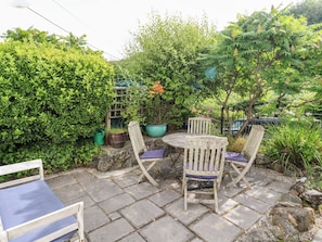 Cottage | Interior