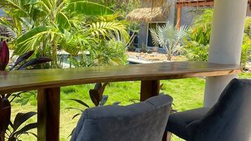 Comfort Double Room | Living area | 32-inch Smart TV with cable channels, TV, Netflix