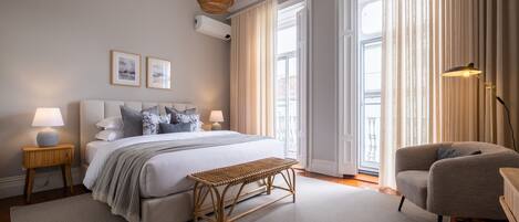 4 makuuhuonetta, silitysrauta/-lauta, ilmainen Wi-Fi, vuodevaatteet