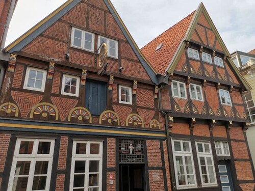 2 Zi. App. Wallbox, zentral, Top Ausstattung