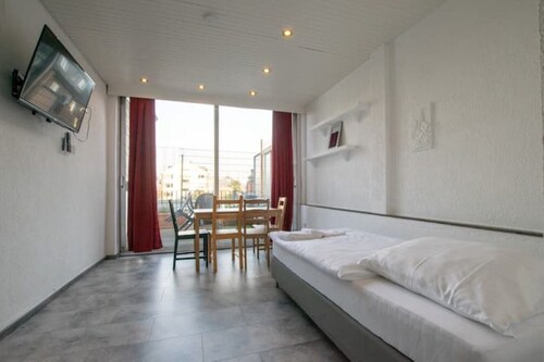 Geräumiges 3 Zimmer Apartment mit Terrasse