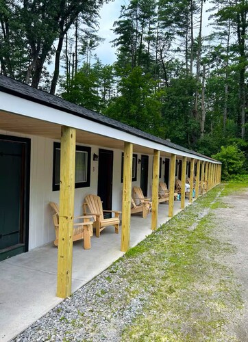 Saratoga Garden Motel - Room 3